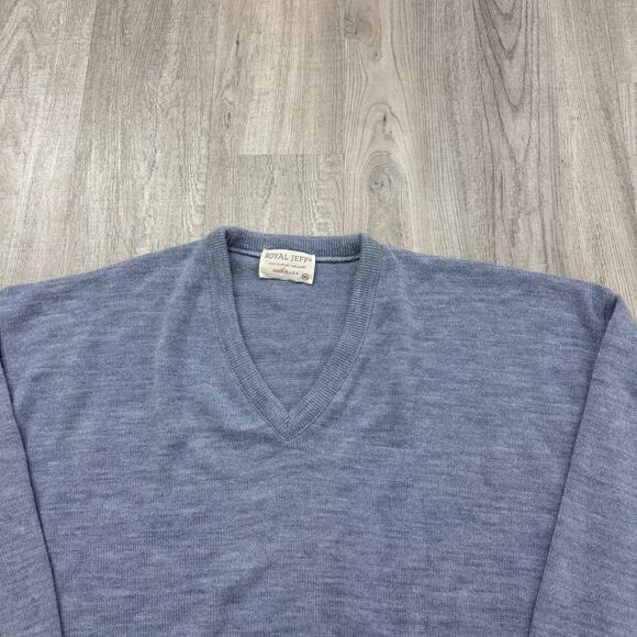 Vintage Royal Jeff Sweater Men's Extra Large Blue V-Neck 100% DuPont Orlon USA - Picture 2 of 6